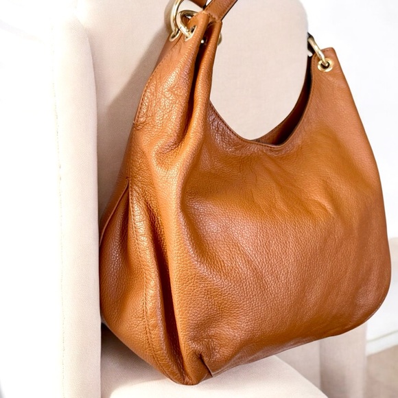Michael Kors slouchy Fulton style shoulder bag in caramel brown - Picture 5 of 16